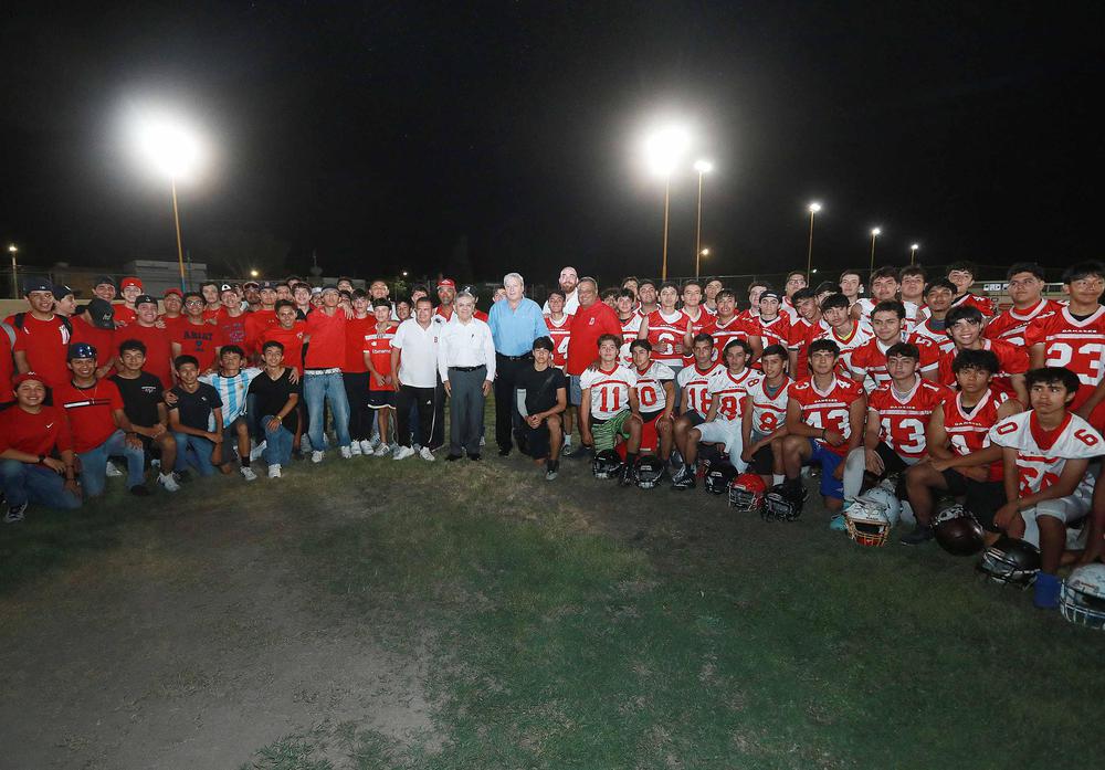 Encendido Luminarias Campo de Beisbol Ateneo Fuente 15