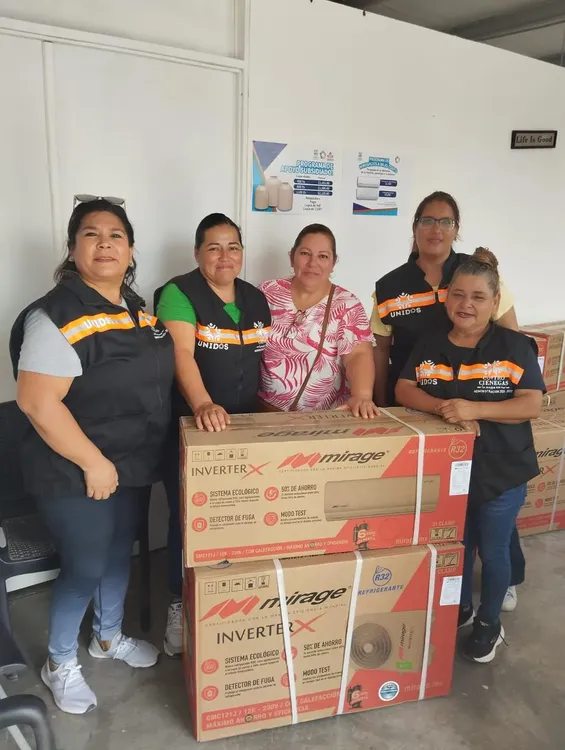 ENTREGA GOBIERNO MUNICIPAL Y UNIDOS MINISPL ITS A BAJO COSTO EN CUATRO CIÉNEGAS (3)