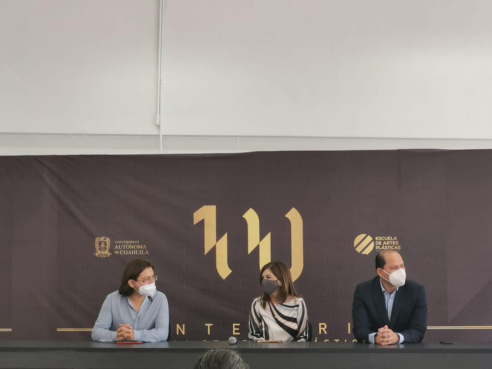 002 ENTREGA CULTURA COAHUILA CONSTANCIAS DEL DI PLOMADO EN SONIDO Y CAPACITACIÓN PARA CINE